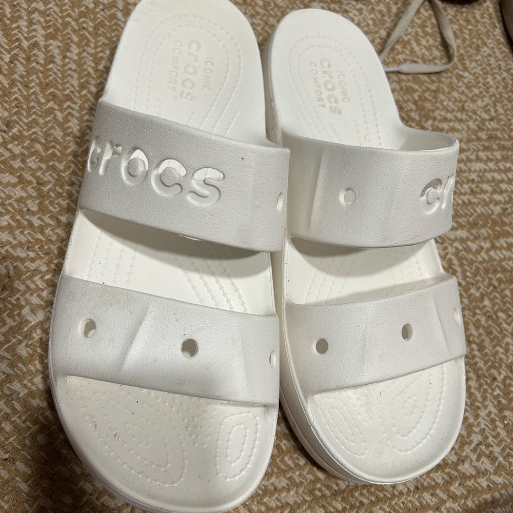 CROCS White platform sandals